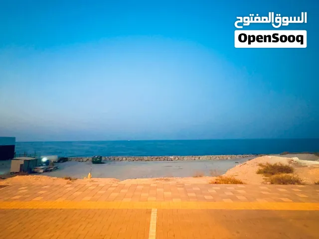 ارض في البحرين مباشرة على البحر المفتوح في جزيرة دلمونيا.