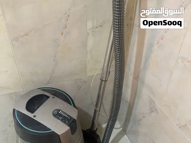للبيع مكنسة رينبو نظيفة وشغاله مافيها اي شي