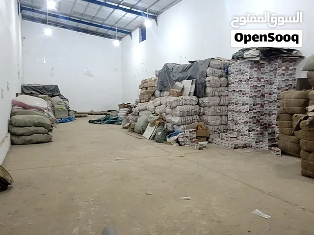 هنجر للإيجار  مساحته 10 × 25 متر