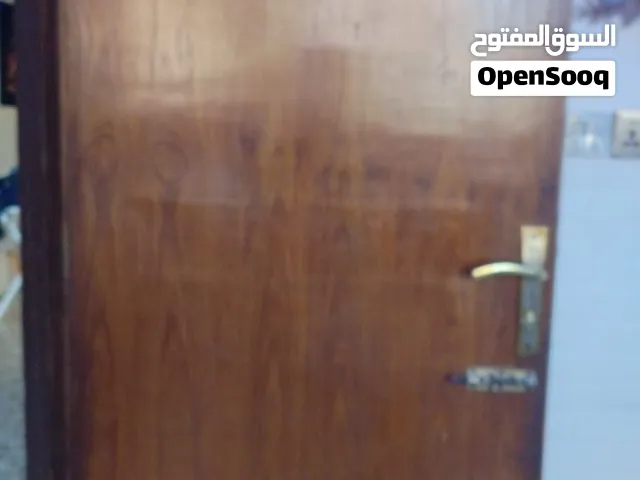 باب صاج البيع نضيف كلشي ما بي السعر 75وبي مجال الشراي متين وقوي جدا وحديث وعصري