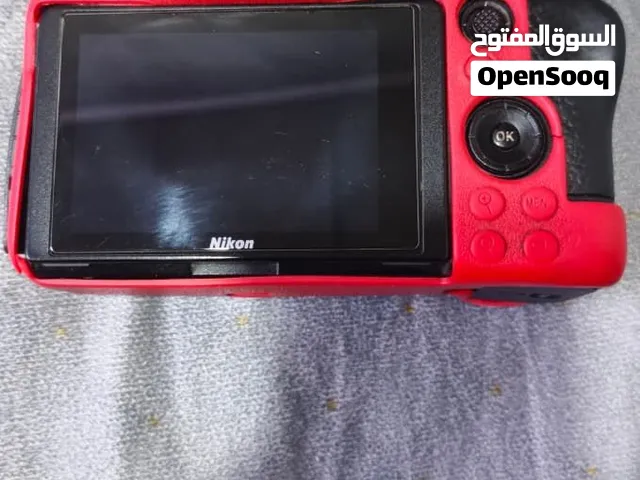 كاميرة نيكونz5 فقط بدي البدي نضافه 90 بل ميه ملحقاتهه كارتونه الصلي كتلوك بطاريه الكامره