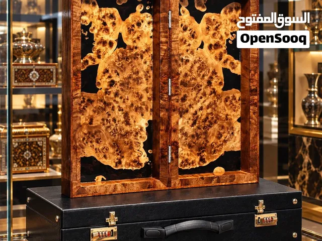 طاولة زهر فاخرة من خشب الجوز الطبيعي النادر