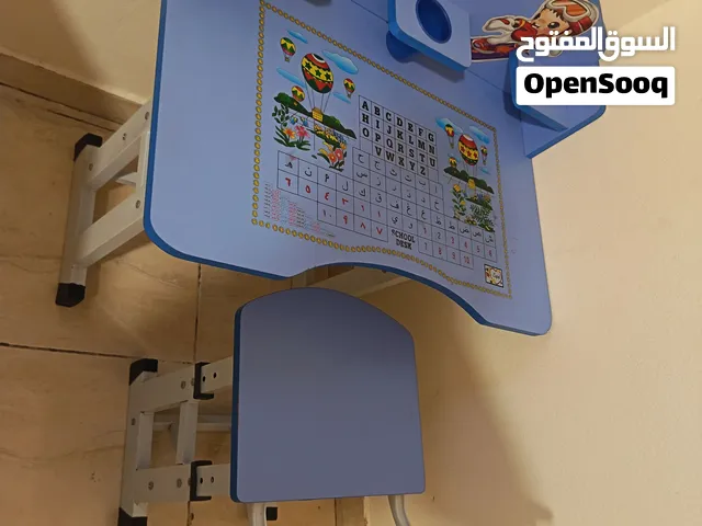مكتب اطفال وكرسي للبيع