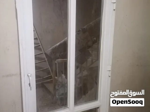 باب المونيوم مستعمل