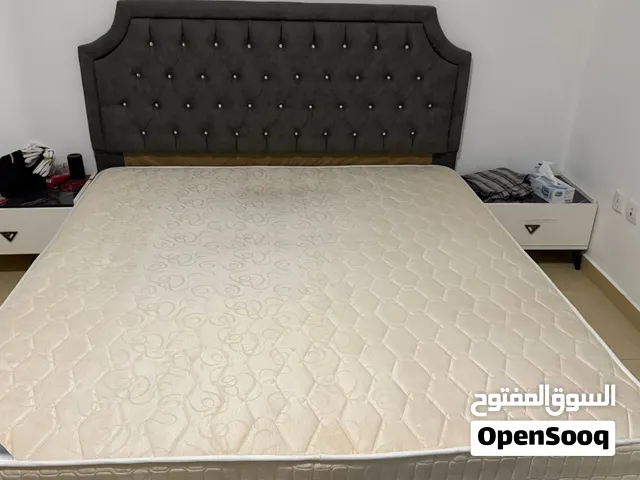 اثاث للبيع
