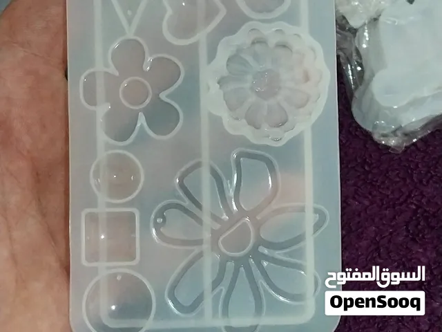 قوالب سيليكون جديد بسعر البلاش شيلهم كلهم والتوصيل علي رزن شمع جبص