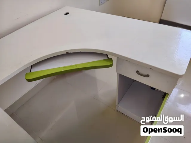 طاولة دراسة خشب