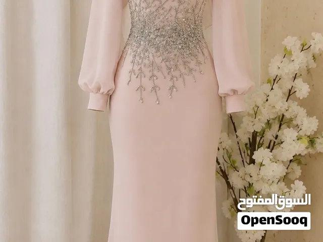 فستان فخم زهري