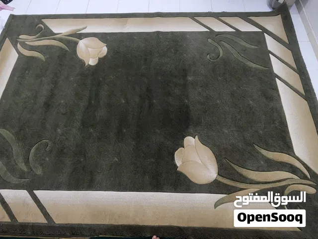 .فرشتين ارضيه نوع تركي ممتاز شبه جديد لا يوجد اي عيوب فيها . 3ونص في 2 ونص متر .