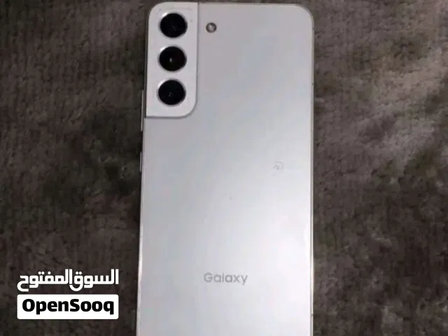 Samsung Galaxy S22 5G 256 GB in Tripoli