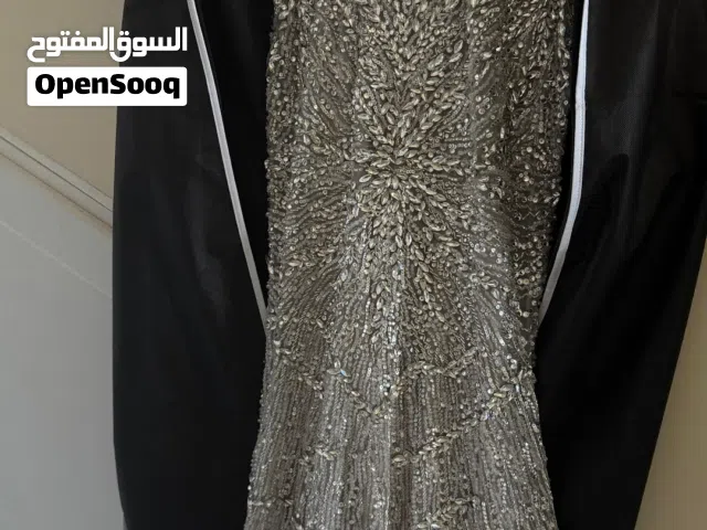 فستان عرس مستعمل مرا وحده
