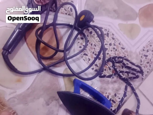 أوتي ملابس و مجفف الشعر اقرأ الوصف