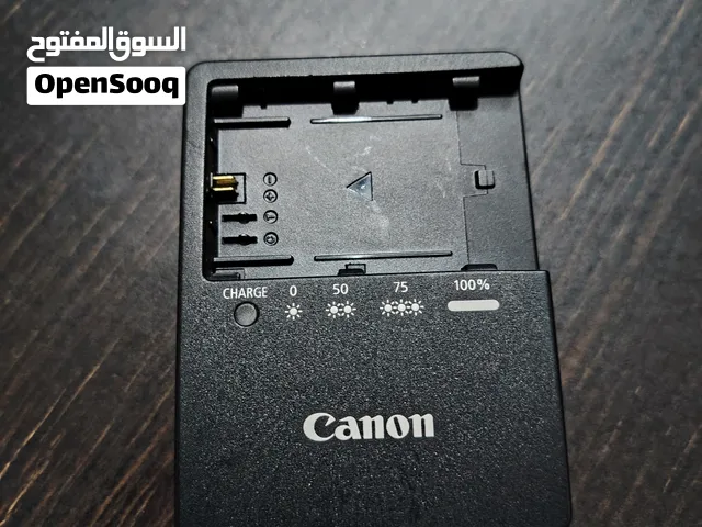 شاحن بطارية Canon بحالة ممتازه جدا