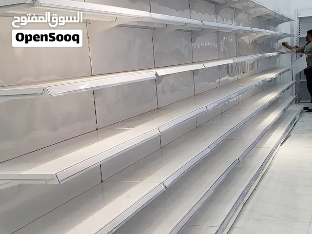 كاشيرات ، سلات خضار ، طبليات ، سلالم ، وجميع احتياجات المحلات والمستودعات