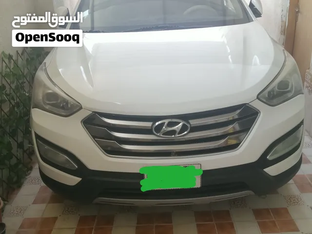 Used Hyundai Santa Fe in Basra