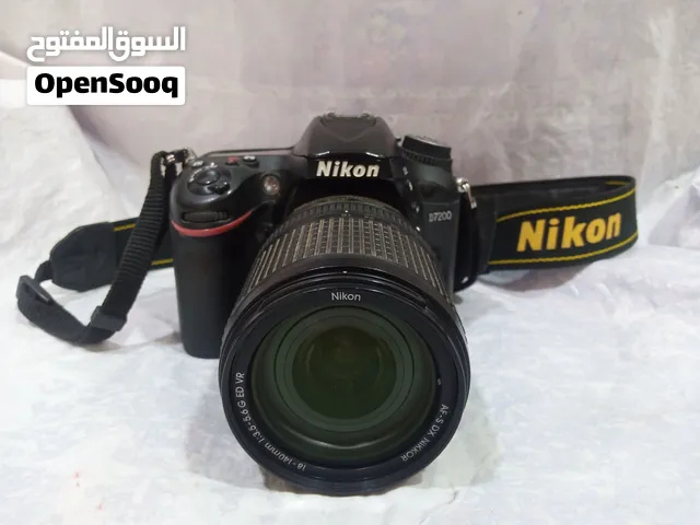 كاميرا نيكون 7200d نضافه 100% فول وجديده للبيع ب700 الف