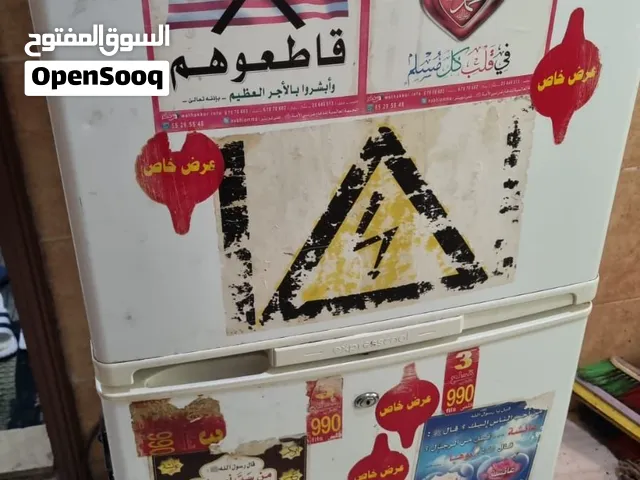 ثلاجه ماركه LG تعمل بالتبريد ما شاء الله ولا غلطه وامبوبه غاز سعر الثلاجه 20 دينار والامبوبه 7 دينار