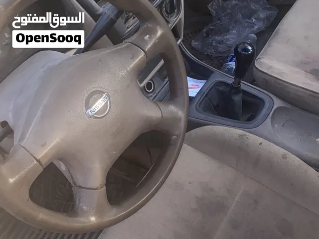 نيسان فلونه مديل2004