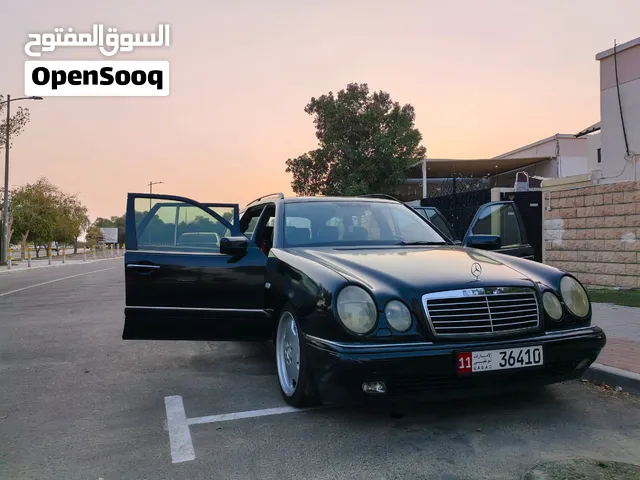 مرسيدس E320 موديل 2001 للبيع