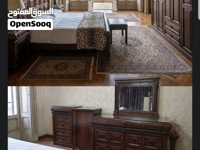 غرفه نوم ملكيه من الدرجه الاولى تركي وسعرها سوس يعني نظيفه شبه جديد