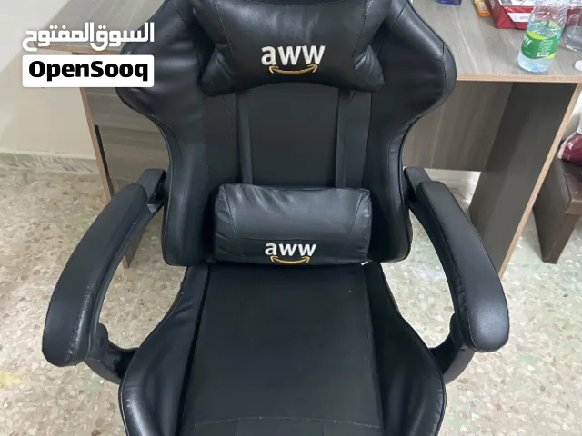 كرسي جيمنج ومكتب دراسه اقرا الوصف