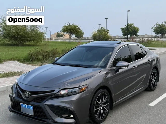 للبيع كامري رقم واحد فتحه