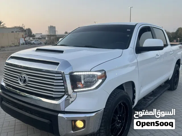 تندرا SR5 2017 للبيع