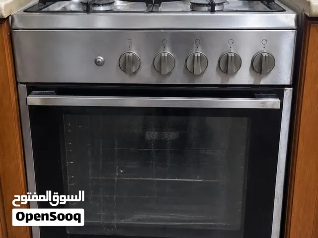 Stove/Oven and Small Cylinder for sale