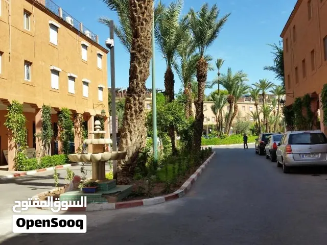 شقة قرب جميع المرا فق