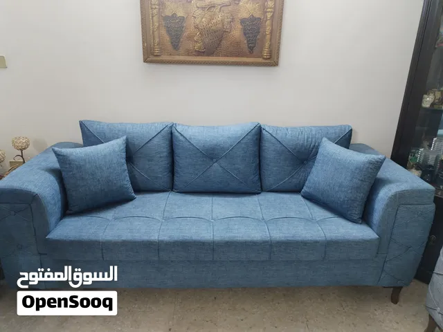 طقم كنب فاخر تفصيل موديل حديث 7 مقاعد للبيع