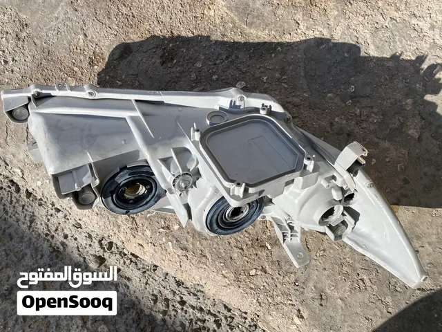 اضوية تويوتا كامري امامية