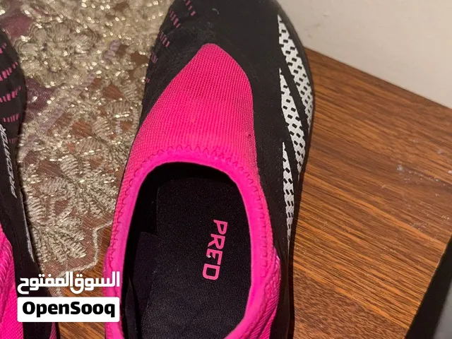 Adidas Black predator