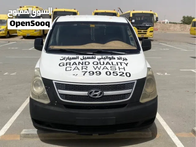 2008 هيونداي H1 GL