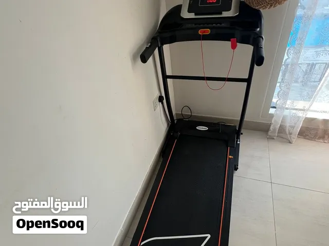 مكينة رياضية نظيفة