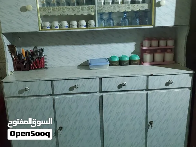 اثاث بيت للبيع بحجة السفر الي محافظة اخر المهم سعر مناسب وبضاعه شبه جديدالجزامه ب 20 دولاب المطبخ ب