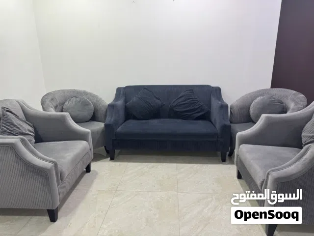 طقم كنب مستعمل حاله ممتازه  للبيع