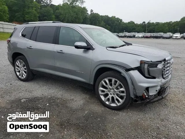 GMC اكاديا دينالي
