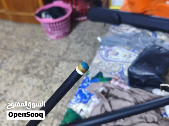 كيوب بليارد اوك هيلينك حاله نضيفه جدآ كاربون فايبر بلكامل