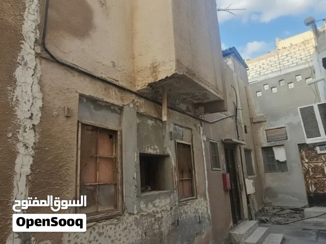 للبيع بيت قديم في المحرق