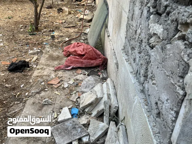 خدمة هدم وازالة طمم وازالة السكراب والخردة من الموقع خدمة قص الشجر والتعشيب