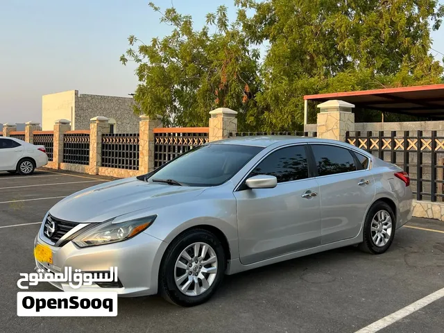 Used Nissan Altima in Al Batinah