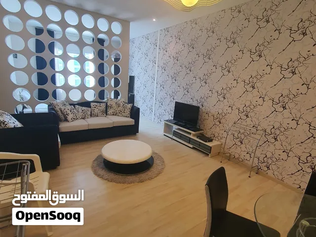 للبيع استديو مفروش في البسيتين بالقرب مستشفى الملك حمد والجامعه الايرلندية