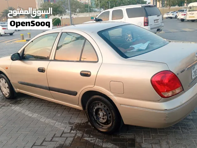 نيسان صني 2004 بي 5000