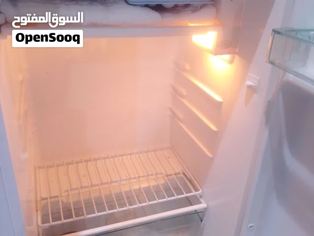 للبيع ثلاجة kmc مستعمله