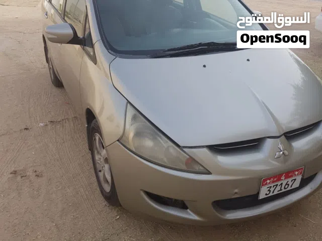 Used Mitsubishi Grandis in Al Ain
