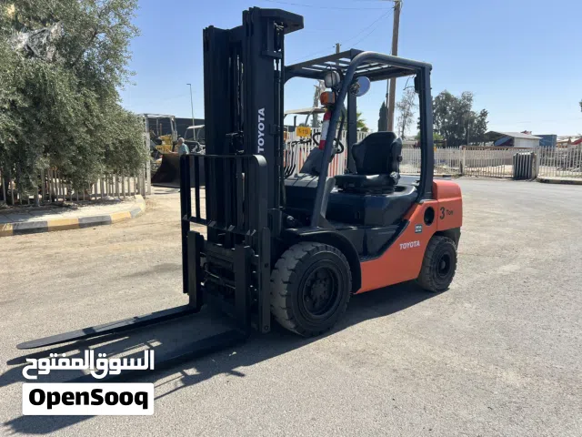 رافعة شوكية TOYOTA