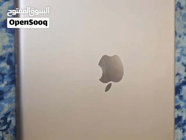 Apple iPad 7 128 GB in Al Batinah