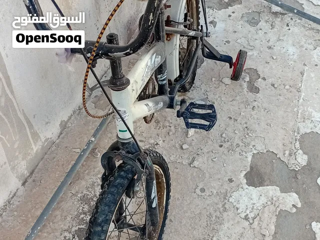 السلام عليكم ... بسكليت اطفال اروبي