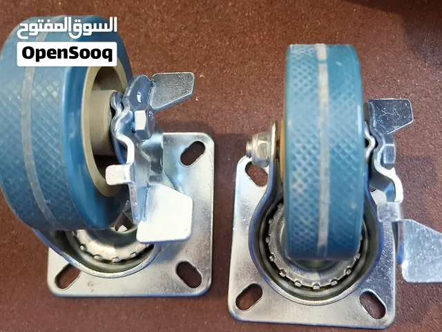 Large Wheels with Locking Mechanisms - Over 80 Pieces - 6CM Diameter