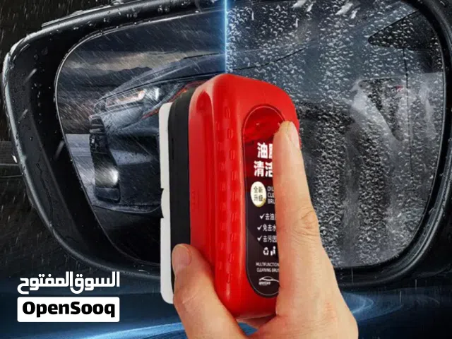 منظف زجاج السيارات الفعال